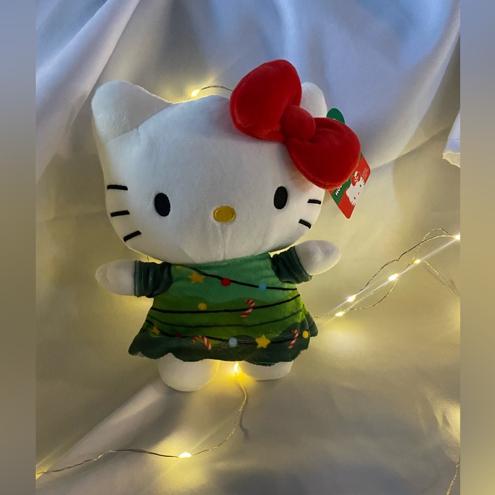 Sanrio Hello Kitty Christmas ๐ - Picture 3 of 5